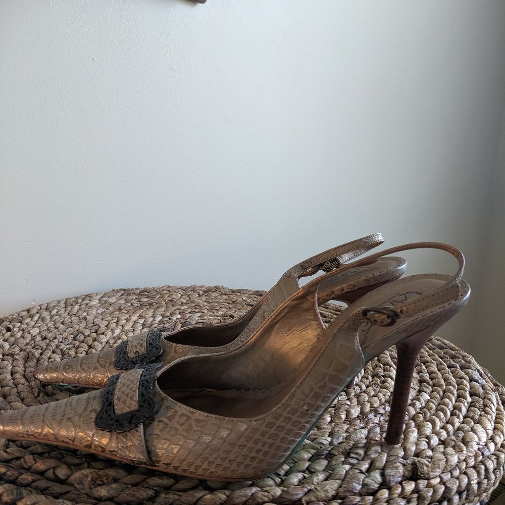 Carlos Santana Pointed Toe Faux Gator Slingback 8 - Picture 9 of 12